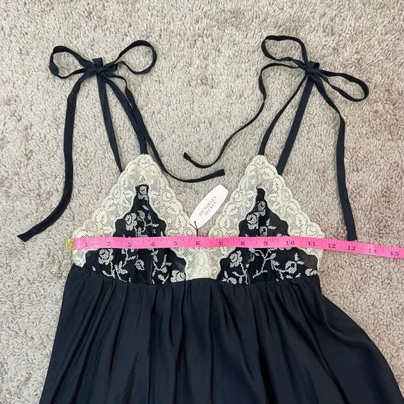 NWT Victoria’s Secret Lace Silk Babydoll Bow Romantic Lingerie Slip Dress Small - Picture 11 of 15